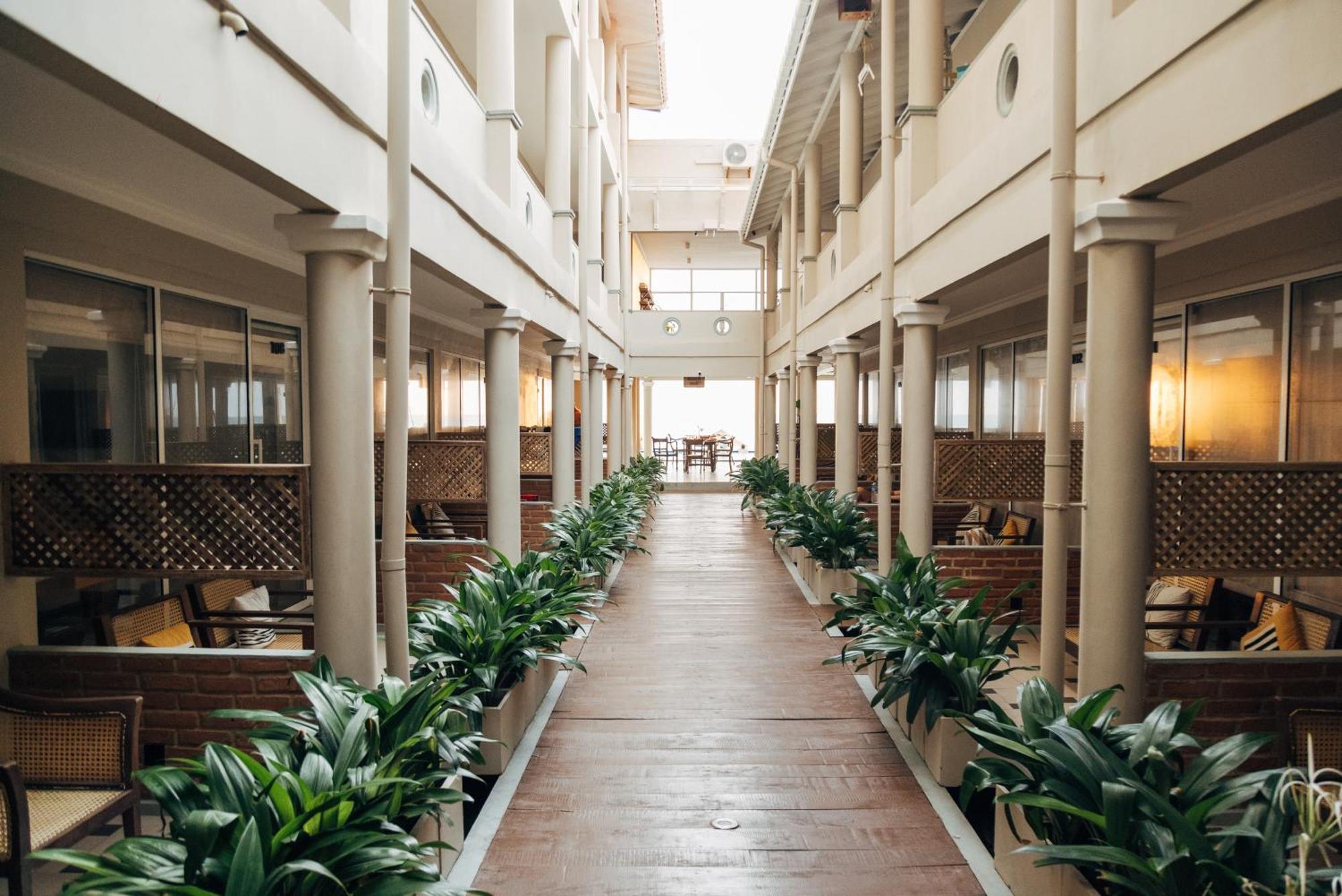 Neevana Hotel Hikkaduwa Kültér fotó