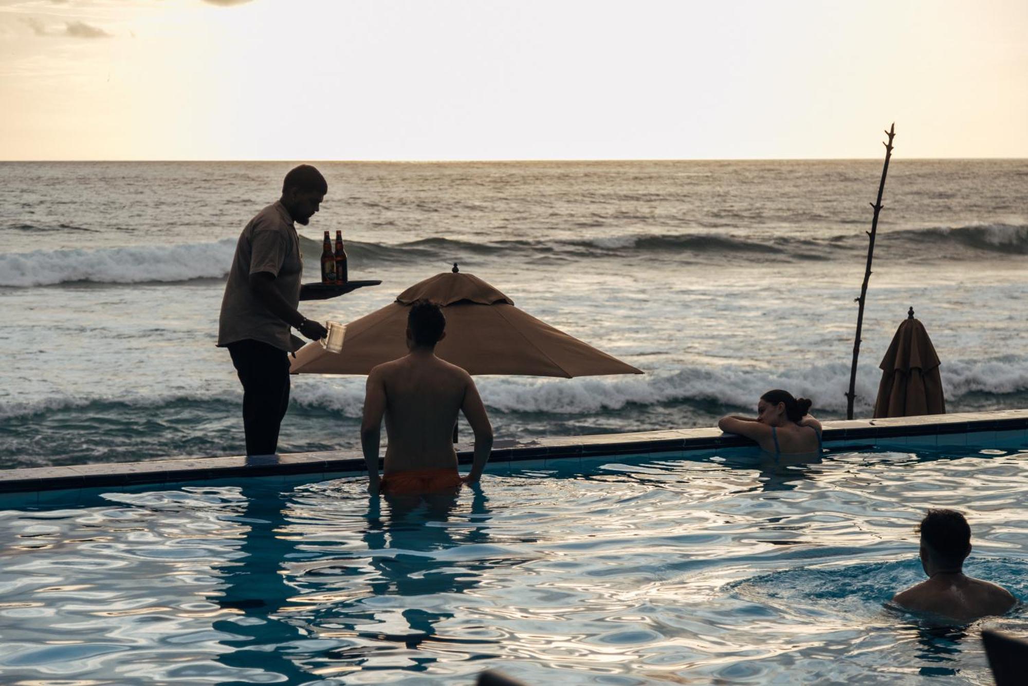 Neevana Hotel Hikkaduwa Kültér fotó