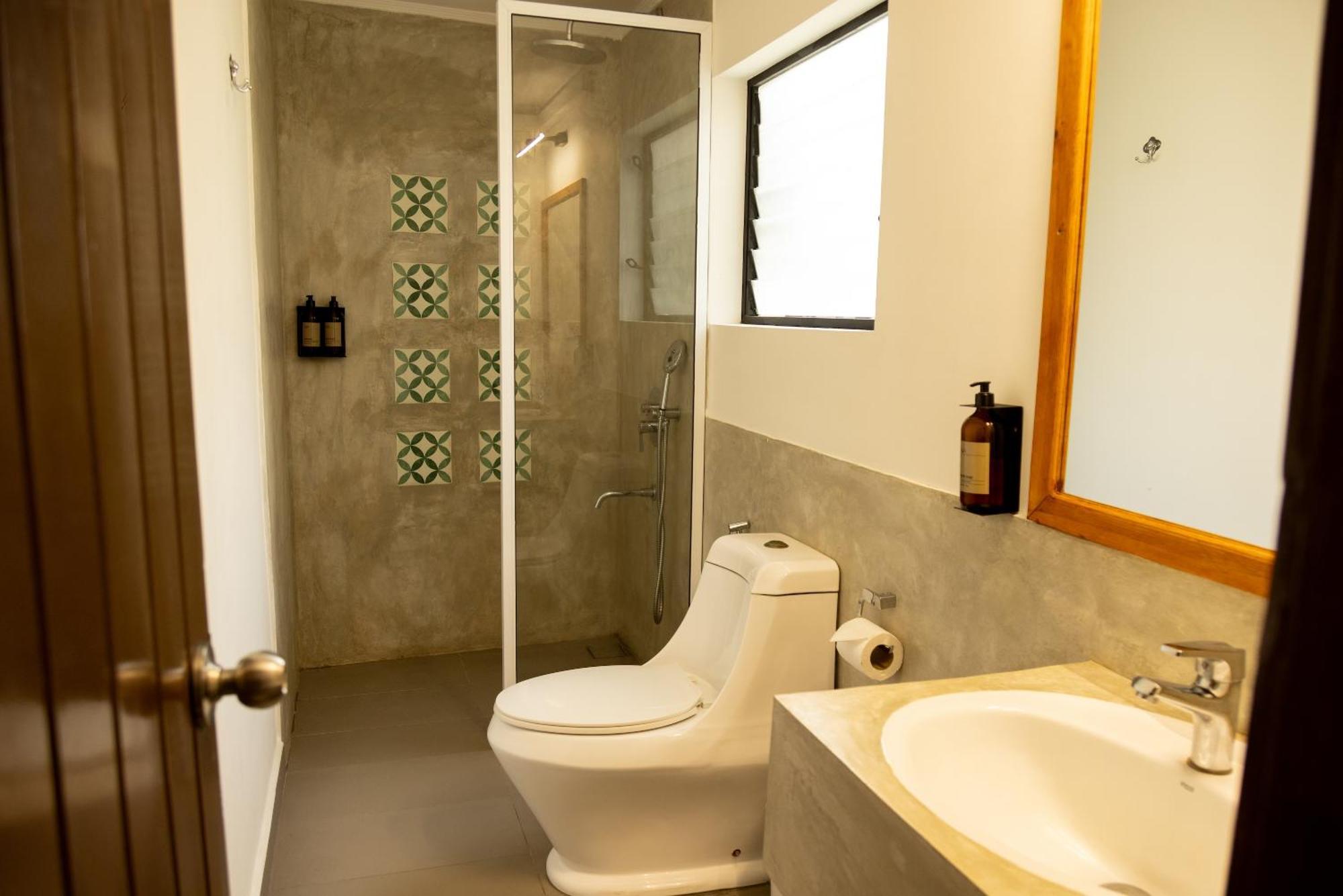 Neevana Hotel Hikkaduwa Szoba fotó