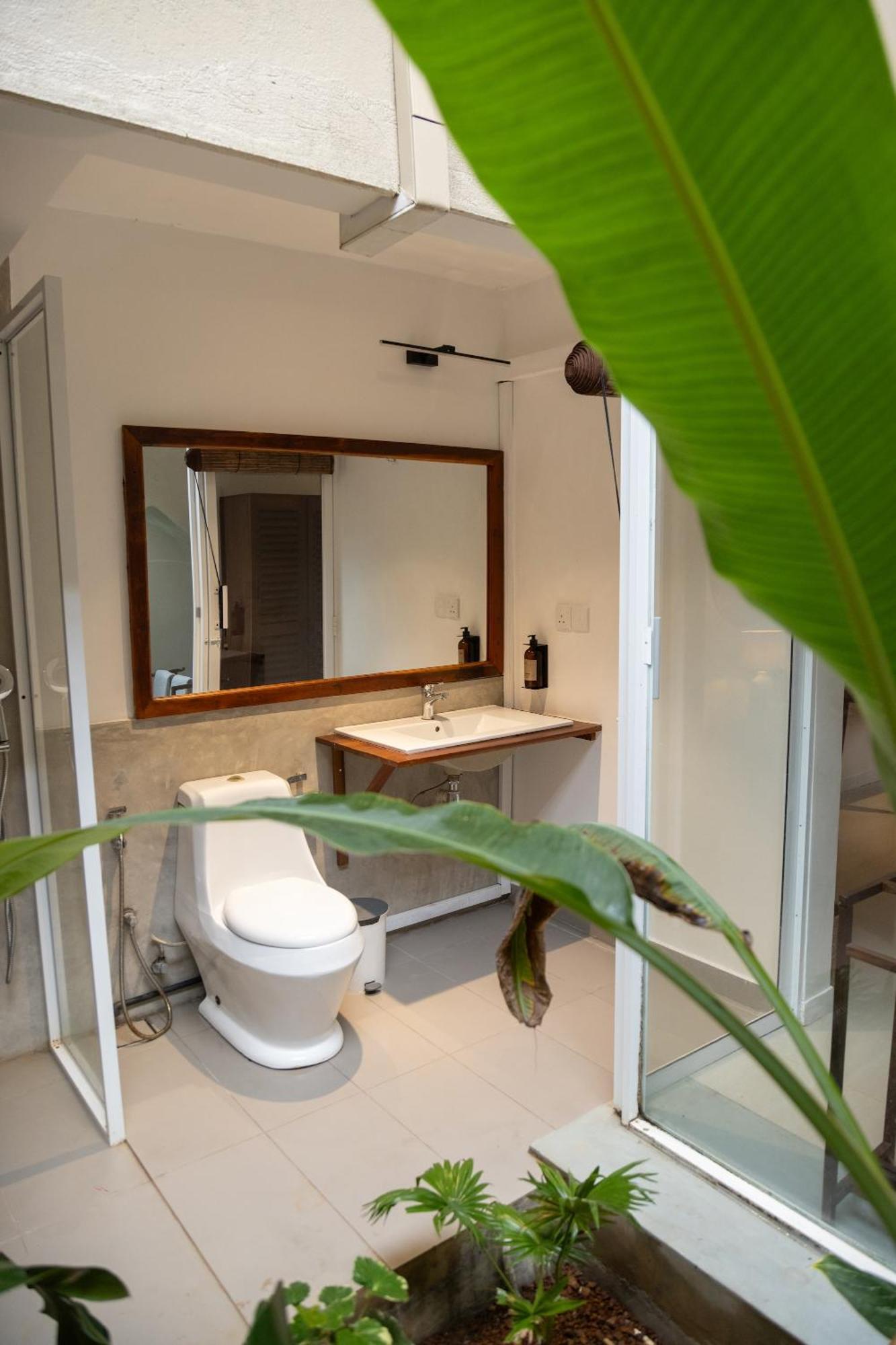 Neevana Hotel Hikkaduwa Szoba fotó